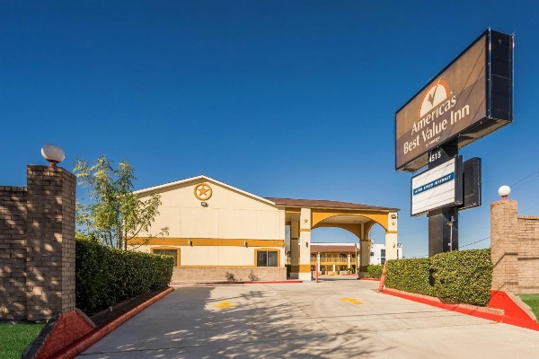 Americas Best Value Inn I-45 / Loop 610 image 3